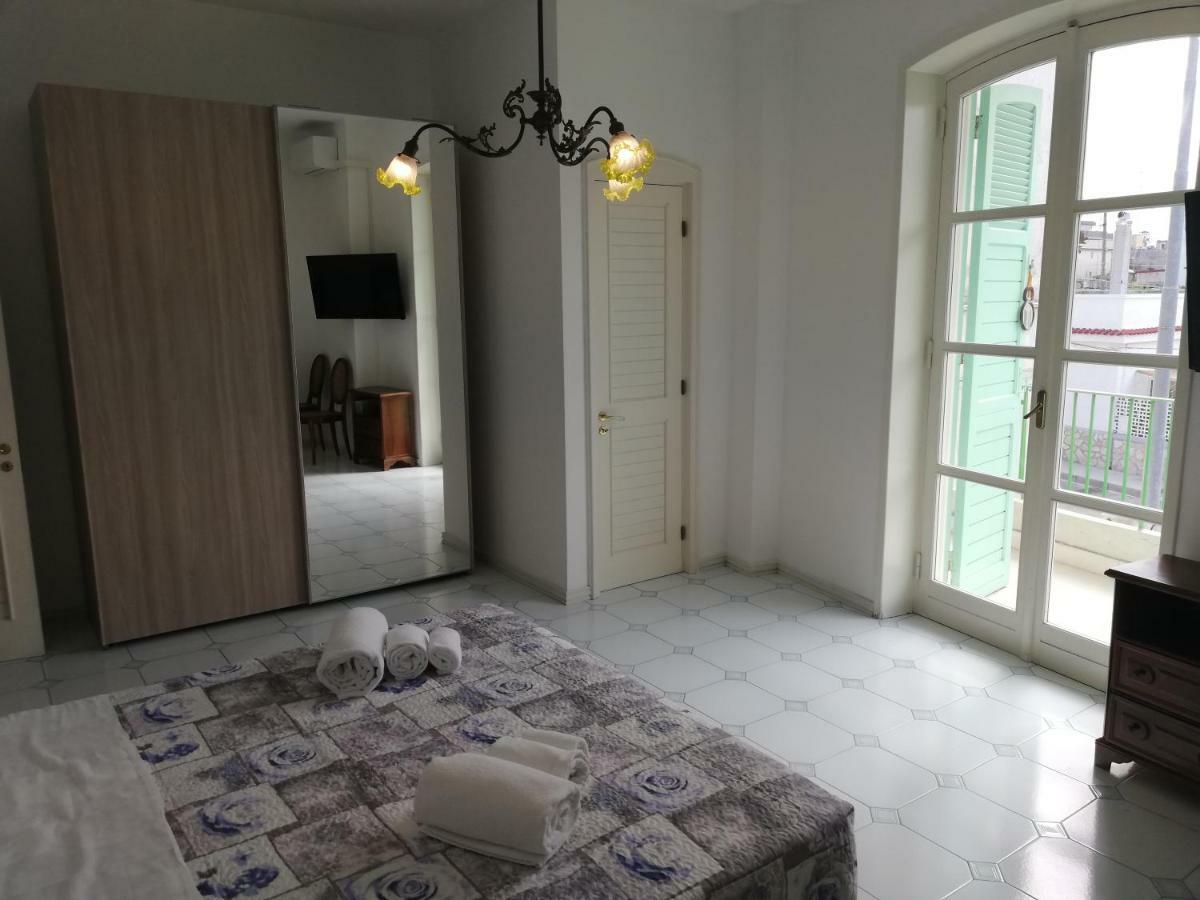 Villa Parisi Bari Luaran gambar